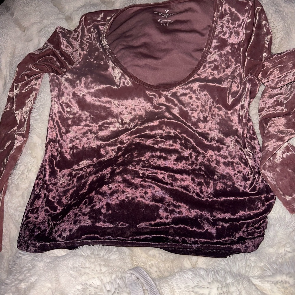 American Eagle Outfitters Womens Scoop Neck Velvet Pink To Purple only worn once